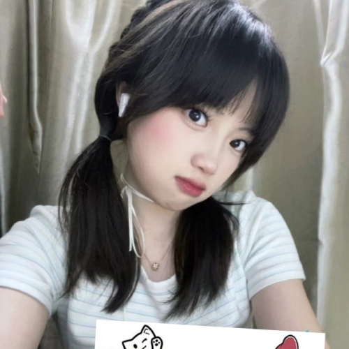 #妖妖中部推薦▶️ 隱藏版 #名字：💕  小雪兒 💕  #身材：155cm B 44kg 18歲 💝 #簡歷