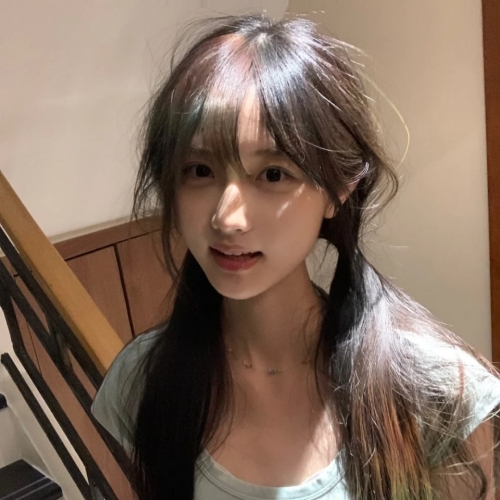 軟萌聲音＋害羞反應＝超可愛學妹風 一開始會緊張，