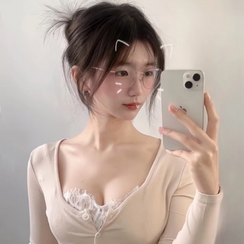 大奶系列  資料：小嵐 163.E.22.45kg 地區：#南部推薦  火辣小辣椒，電眼迷人，臉蛋精