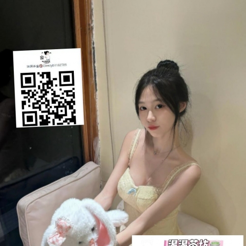 沁悠 160cm.46kg.Dcup.20歲 地區：#台北  可愛臉蛋 天然E奶巨乳服務很好互動 不冷場