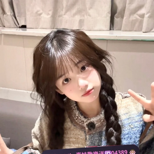 ⭐涵雲 158 45kg 18歲 C ⭐ #妖妖台南高雄推薦 剛開門進來妹妹很害羞青澀，有著未成年