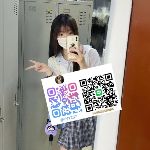 ⭐仔仔 157cm 44kg  B奶  19歲  💋服務內容：無套吹、親親、愛愛、戀愛式互動 ✨特色